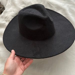 Black hat